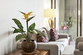 Temple 304 Modern Spacious