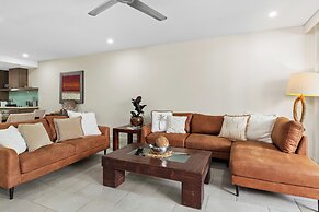 Temple 304 Modern Spacious