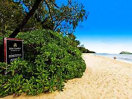 Temple 121 Palm Cove With Courtyard