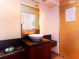 Temple 121 Palm Cove With Courtyard