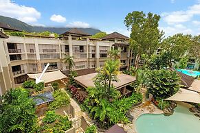 Temple 121 Palm Cove With Courtyard