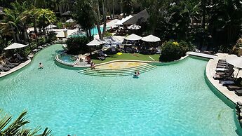 Temple 121 Palm Cove With Courtyard