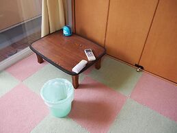 Kumamoto Guesthouse Little Asia - Hostel