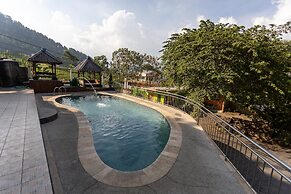 Villa Panderman Indah