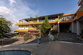 Villa Panderman Indah