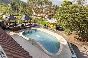 Villa Panderman Indah