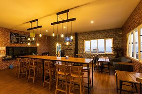 Villa Panderman Indah