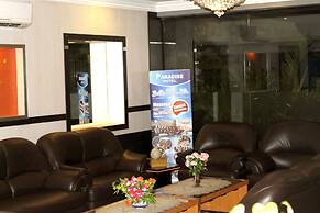 Paradise Hotel