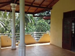 Vinses Villa in Hikkaduwa