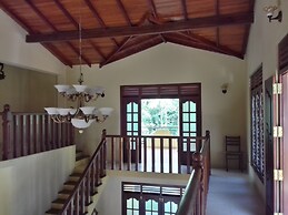 Vinses Villa in Hikkaduwa