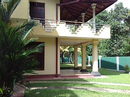 Vinses Villa in Hikkaduwa
