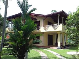 Vinses Villa in Hikkaduwa