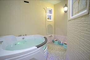 Ishiuchi Pension Bruges