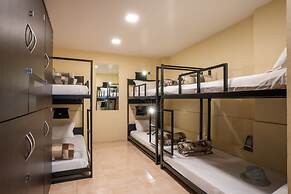 Zostel Mumbai - Hostel