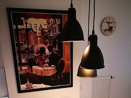 SHS Suite Home Sweet Strassen III