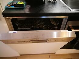 SHS Suite Home Sweet Strassen III