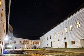 Chateau Goldenstein