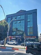 Cenas Otel