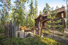 Shishki na Lampushke - Russkaya Derevnya