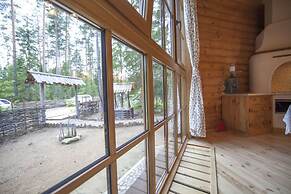 Shishki na Lampushke - Russkaya Derevnya