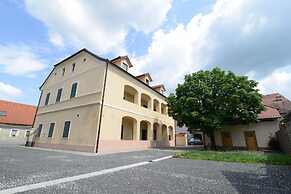 Vila Castanea
