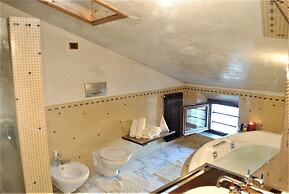 Dreaming Arena Rooms