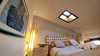 Dreaming Arena Rooms