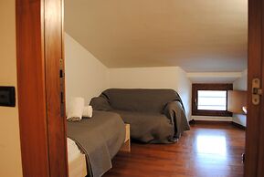 Dreaming Arena Rooms