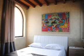 Dreaming Arena Rooms