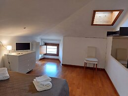 Dreaming Arena Rooms