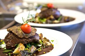 Maien Hotel & Restaurant