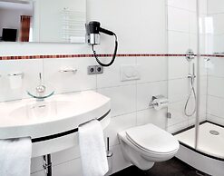 Maien Hotel & Restaurant