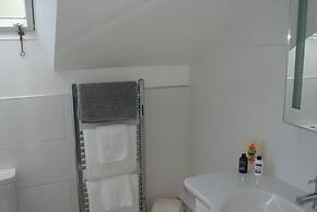 Tirah Bed and Breakfast