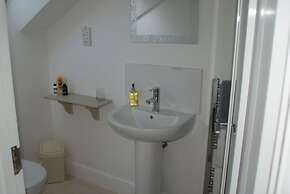 Tirah Bed and Breakfast