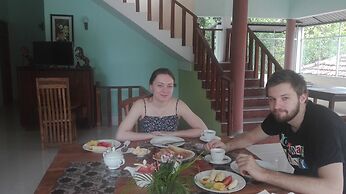 Rekawa Village Hotel