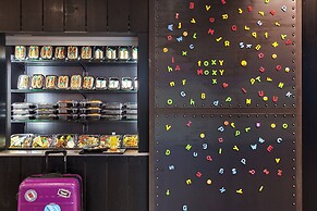 Moxy Amsterdam Houthavens