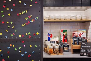 Moxy Amsterdam Houthavens