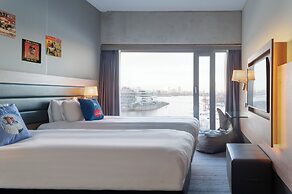 Moxy Amsterdam Houthavens