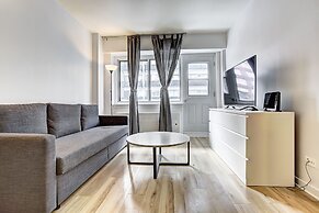 Destination Stays McGill Plaza DT MTL