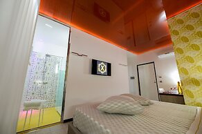 X Hotel
