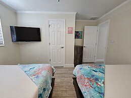 Coral by the Sea 3054, Sleeps 8, Walk to Beach