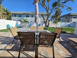 Coral by the Sea 3054, Sleeps 8, Walk to Beach