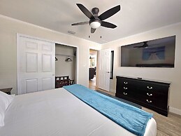 Coral by the Sea 3054, Sleeps 8, Walk to Beach