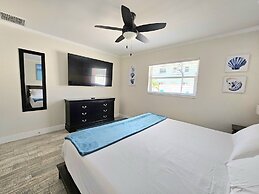 Coral by the Sea 3054, Sleeps 8, Walk to Beach