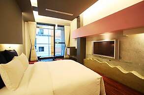 Gold Sandy Beach Hotel