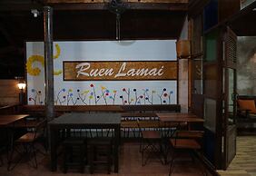 Ruen Lamai Lanna