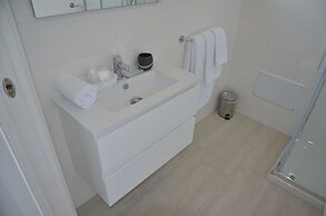 Crystal bed and breakfast