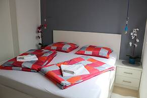 Adria Sun Apartments & More