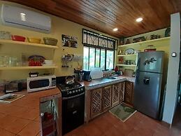Encantada Guest House: Spectacular View & Excellent Reviews