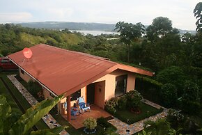 Encantada Guest House: Spectacular View & Excellent Reviews